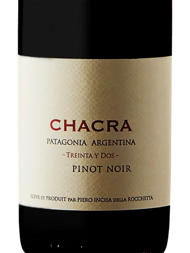 Treinta y Dos Pinot Noir